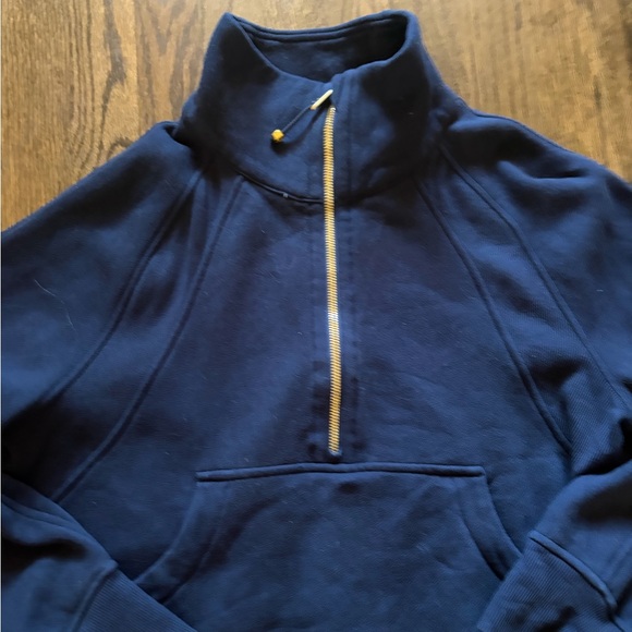 Lululemon Athletica Navy scuba hoodie cropped Sweatshirt with Gold Zipper - Picture 2 of 4